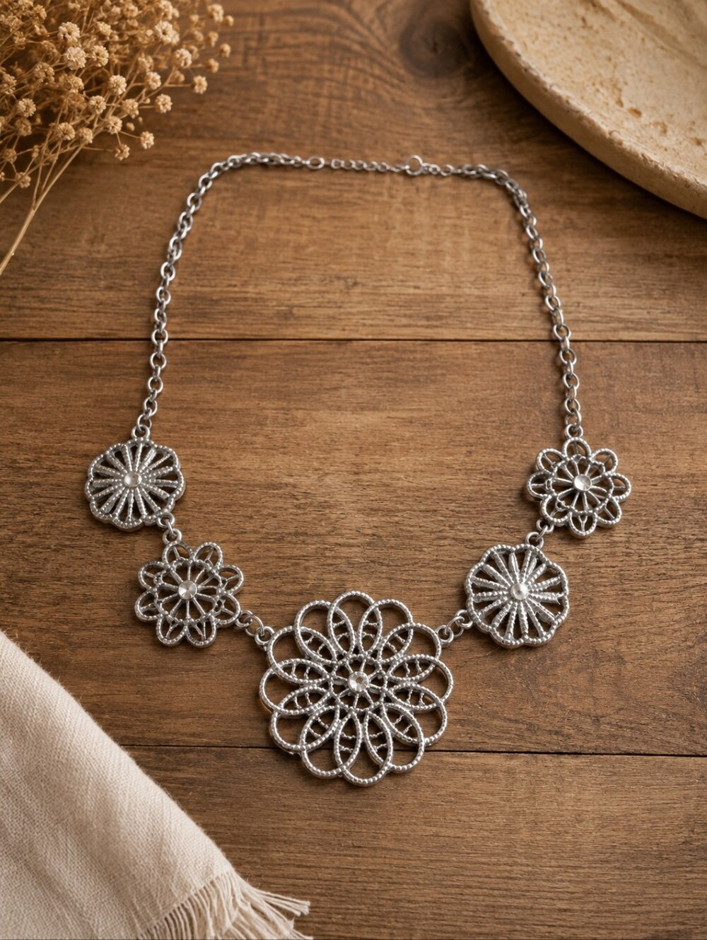 Women fashion jewelry necklace